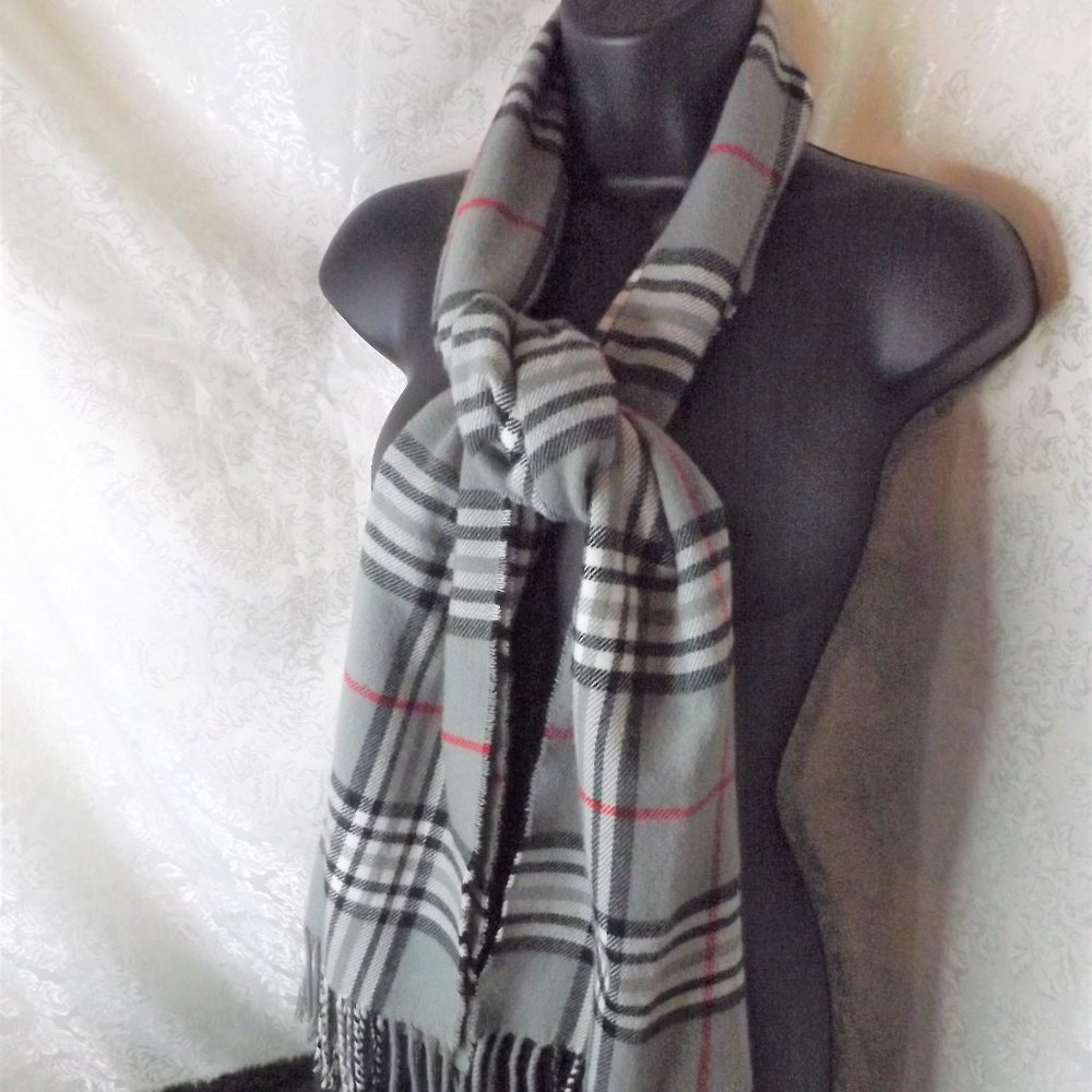 Soft Plaid Scarf - Picture 3 of 7